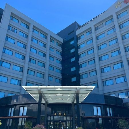 Hotel 綺麗商旅園區館 T'ai-tung Esterno foto