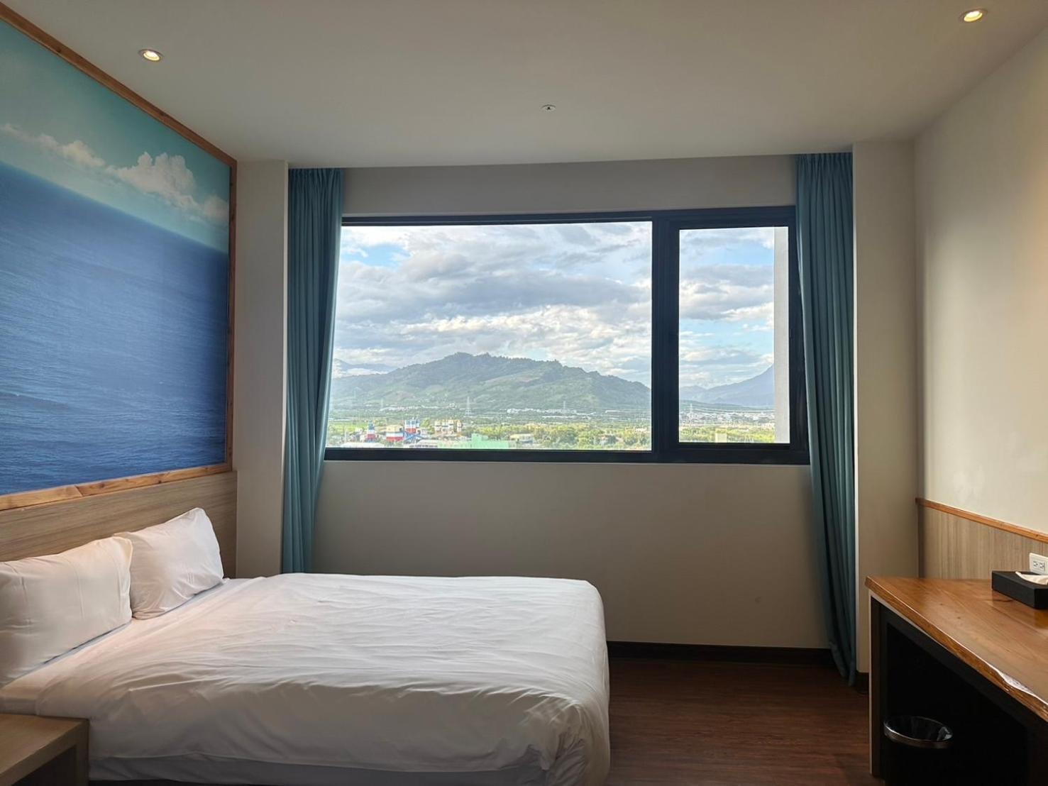 Hotel 綺麗商旅園區館 T'ai-tung Esterno foto